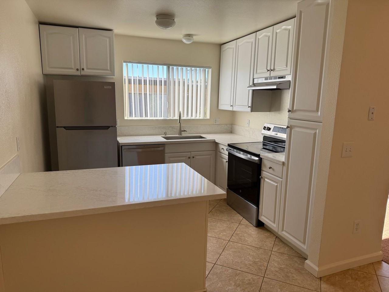 Mira Monte Apartments - Photo 2 of 39