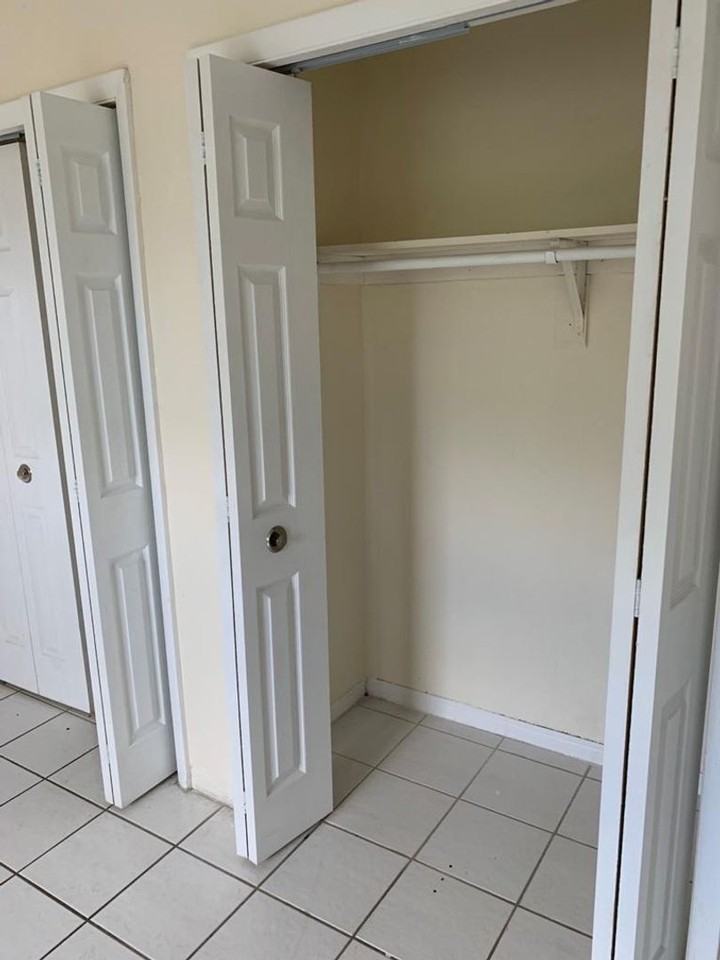 Jaclyn Apartments - Photo 5 of 11