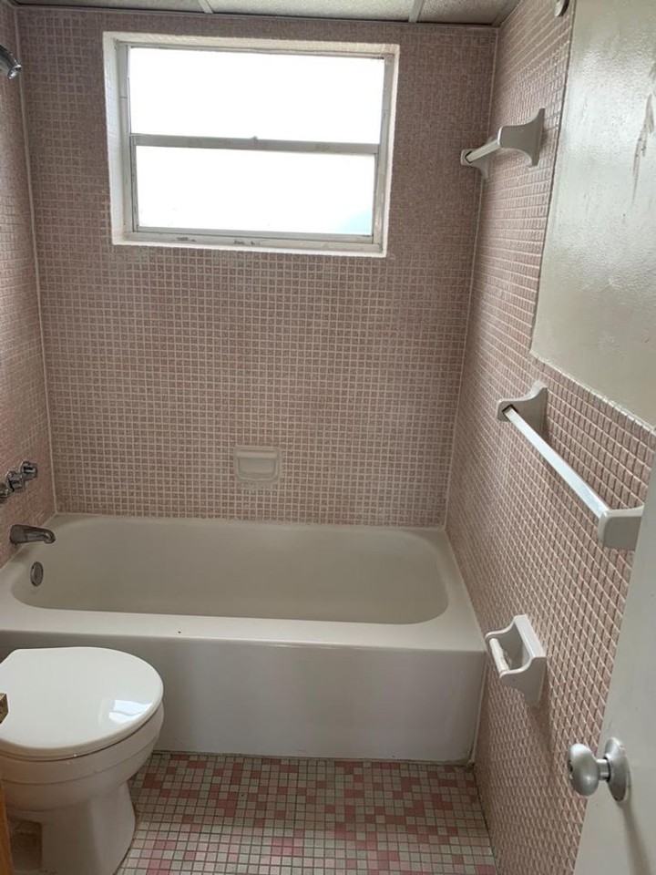 Jaclyn Apartments - Photo 6 of 11