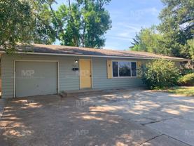 609 W Prospect Rd - Photo 1 of 1