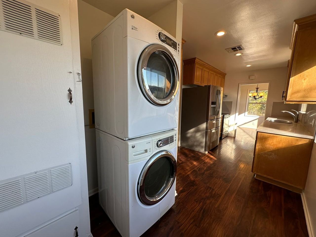 9530 Calimesa Blvd - Photo 6 of 34