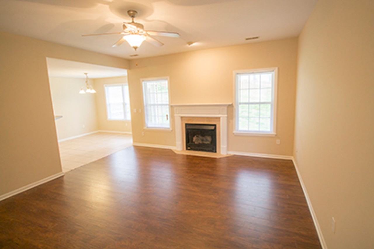 2604 Misty Wood Ct - Photo 3 of 32