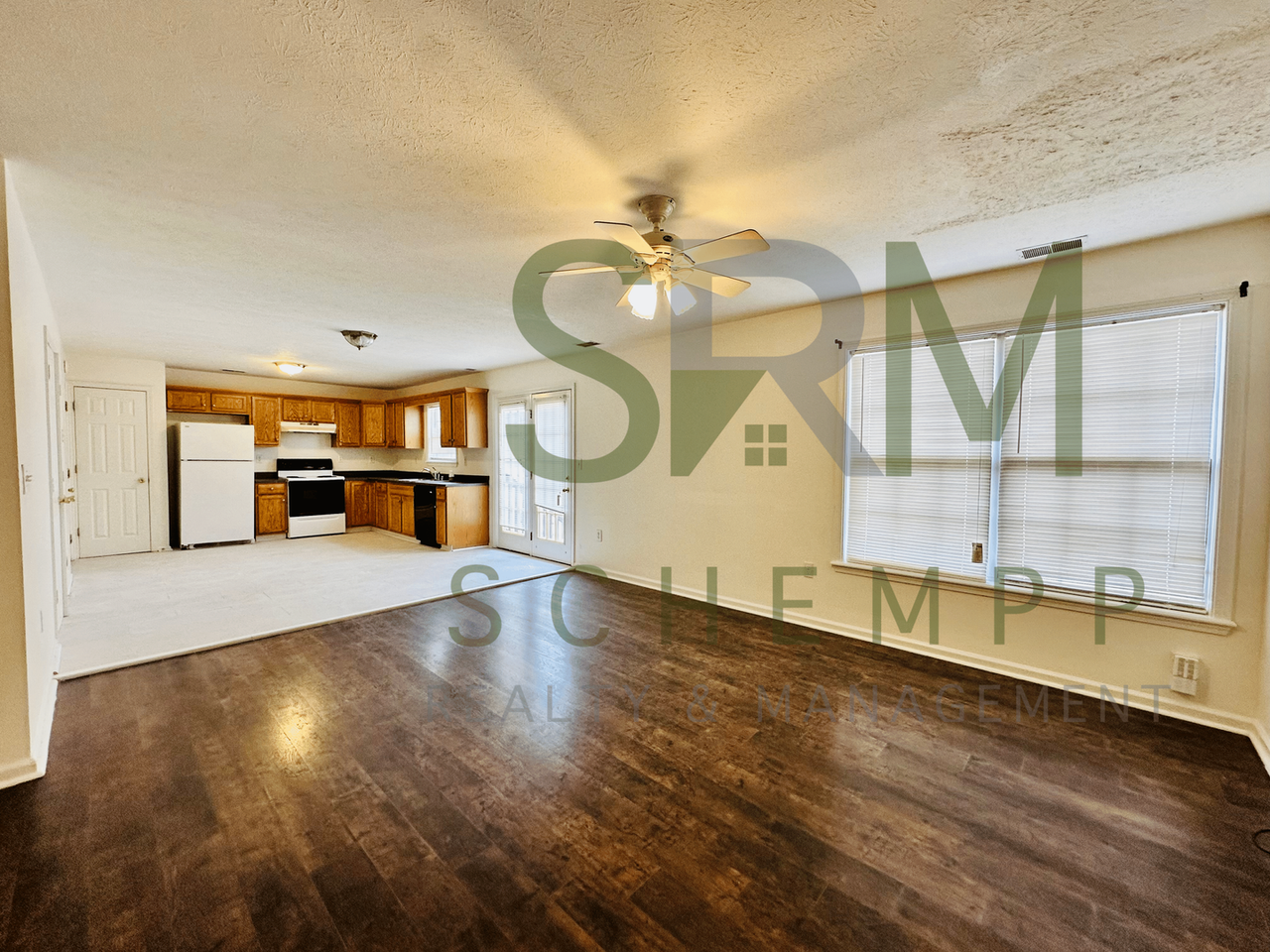 5022 Lea Ann Way - Photo 3 of 18