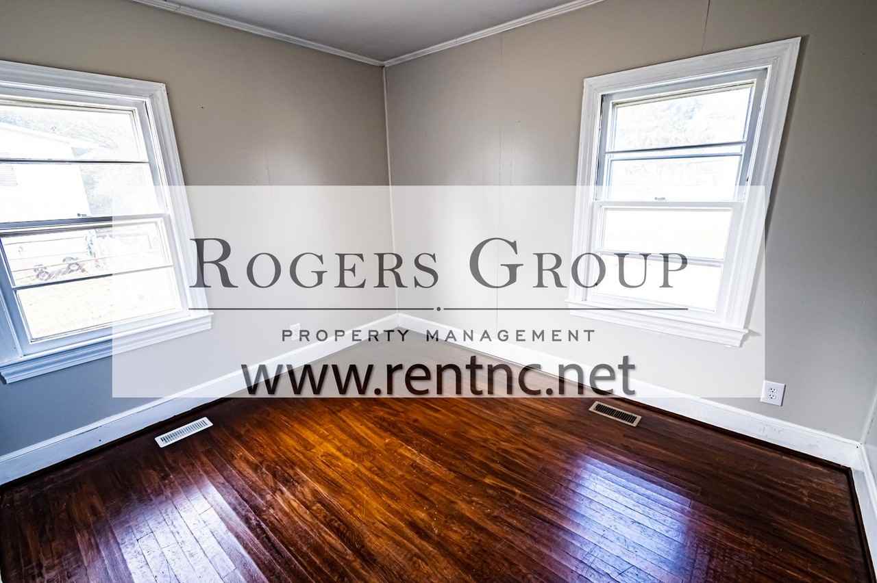 1847 S Clearview Dr - Photo 3 of 8