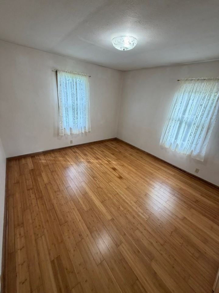 460 S 13th St - Photo 6 of 23