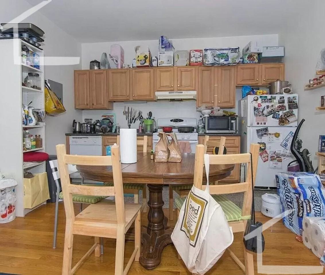 33 Cummings Rd - Photo 3 of 8