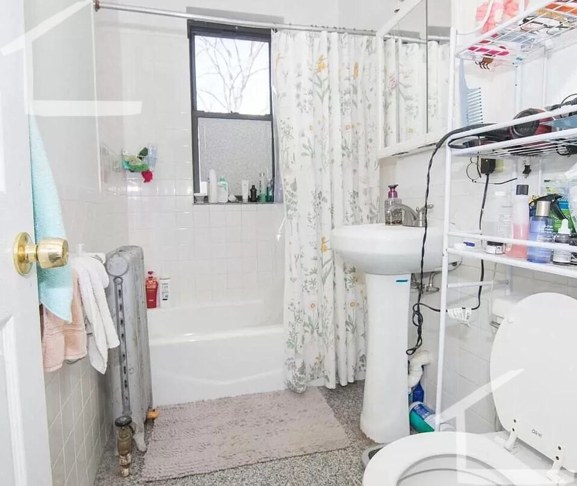 33 Cummings Rd - Photo 7 of 8