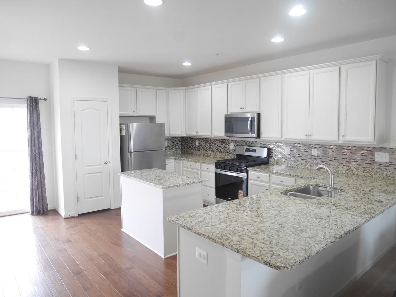 9509 John Locke Way - Photo 2 of 24