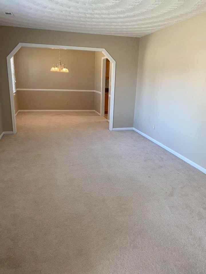 5412 Albright Dr - Photo 2 of 35