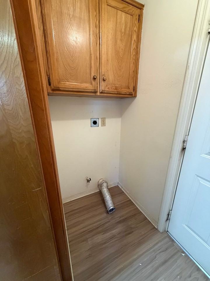 2407 Linda Ct - Photo 5 of 12