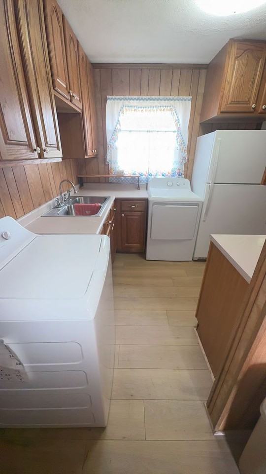 806 S 11th St - Photo 5 of 18