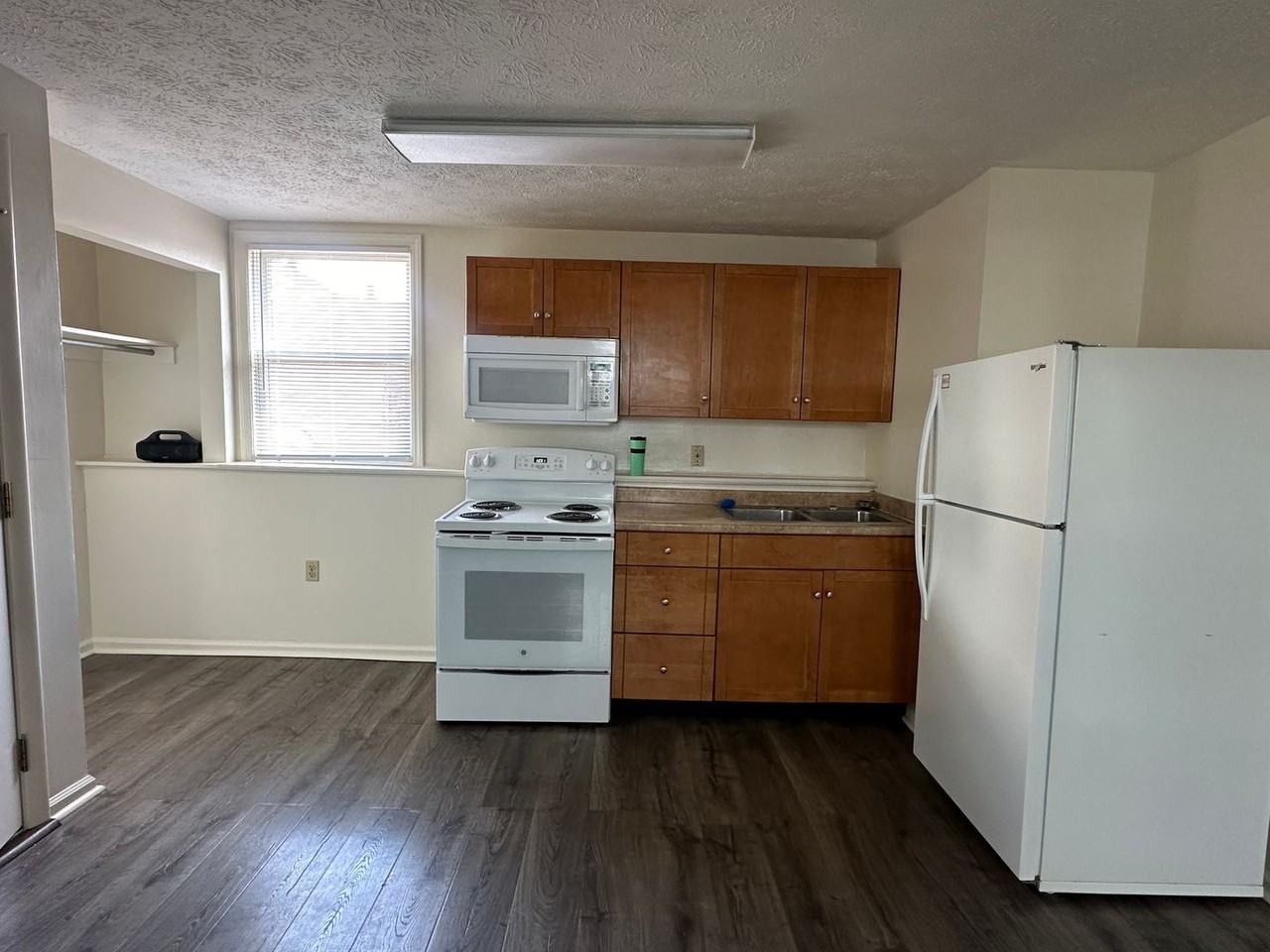 806 S Braddock St - Photo 2 of 6