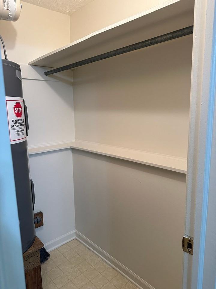 806 S Braddock St - Photo 6 of 6