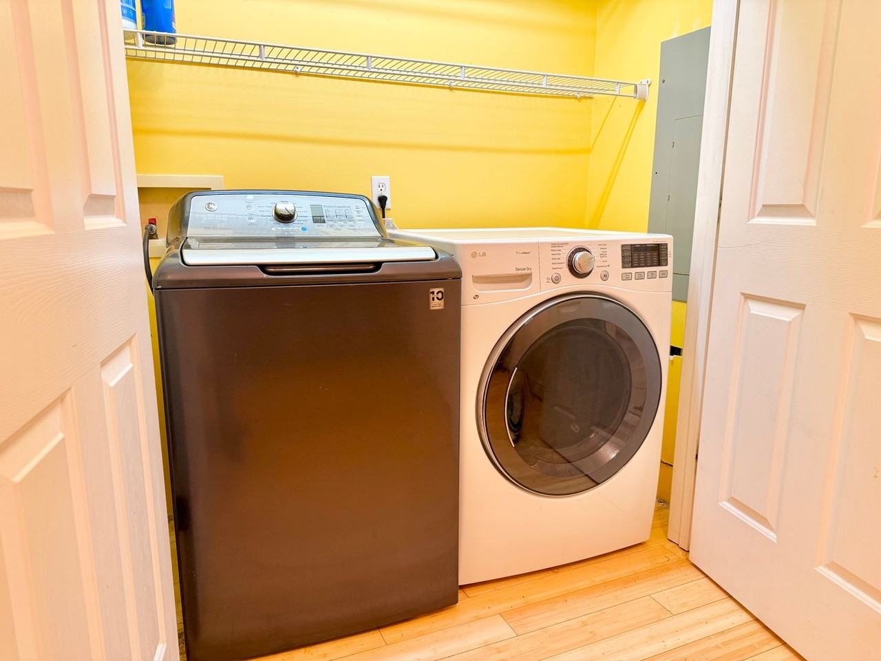 319 Clover Rd - Photo 6 of 12