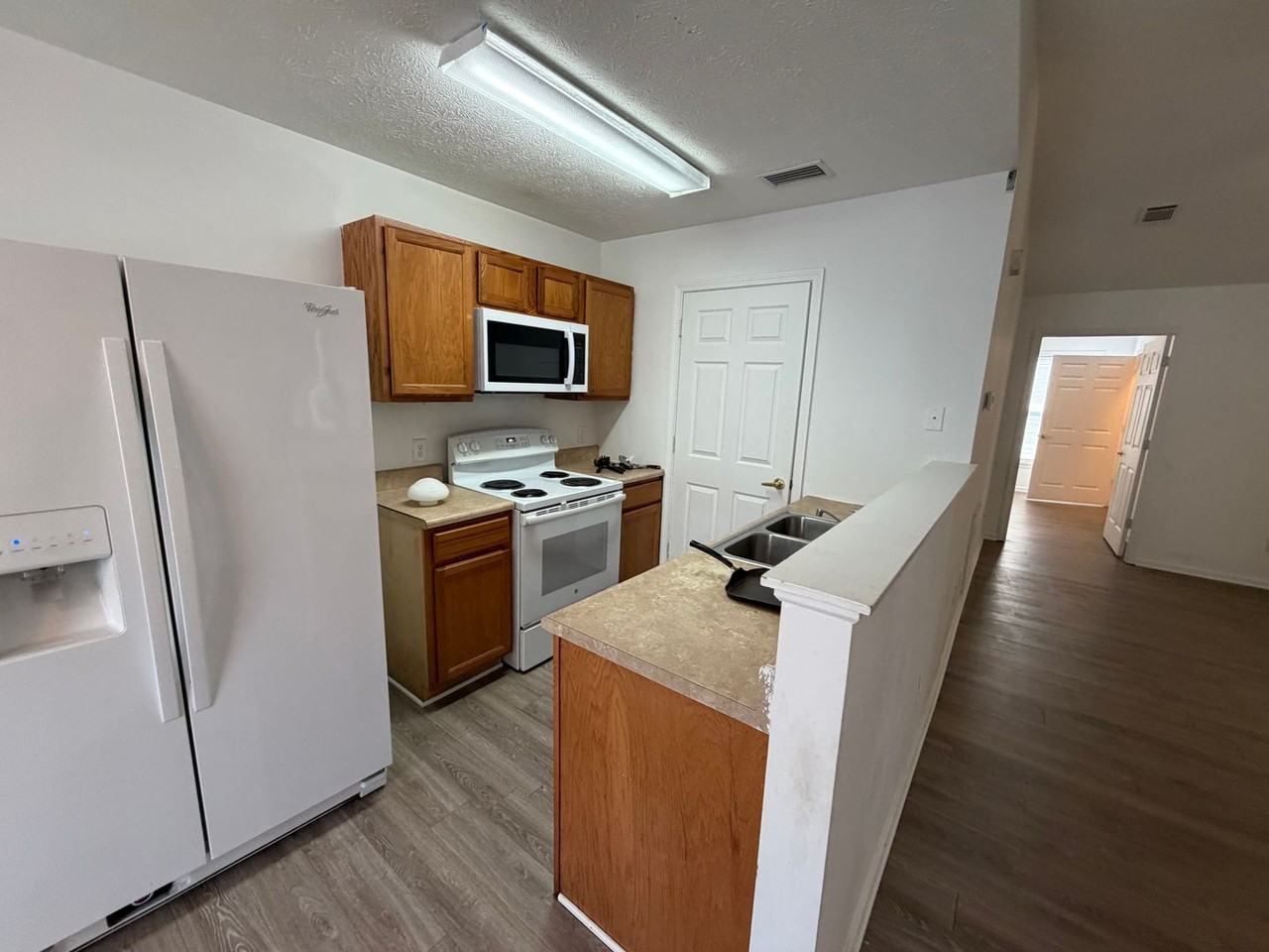 9123 Laird St - Photo 3 of 13