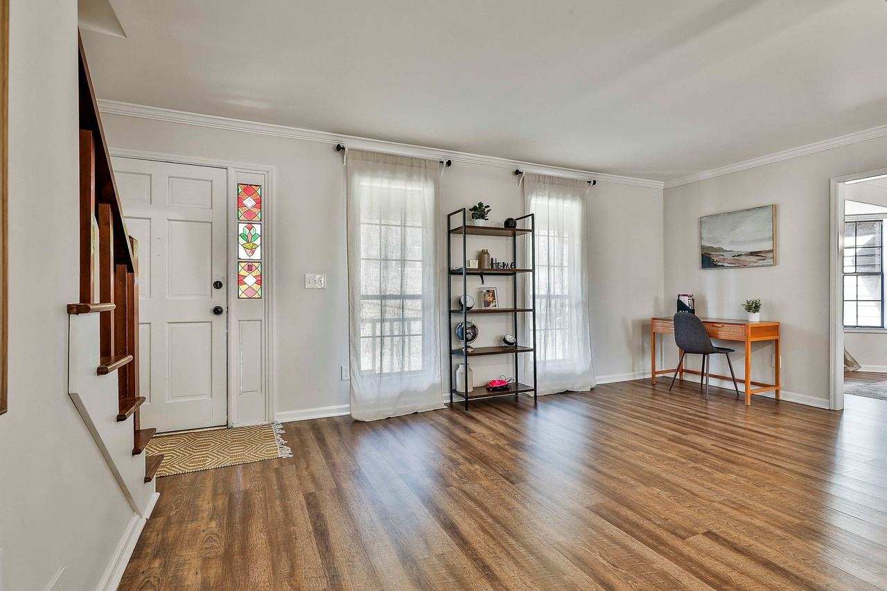 225 Hunters Gln - Photo 5 of 20