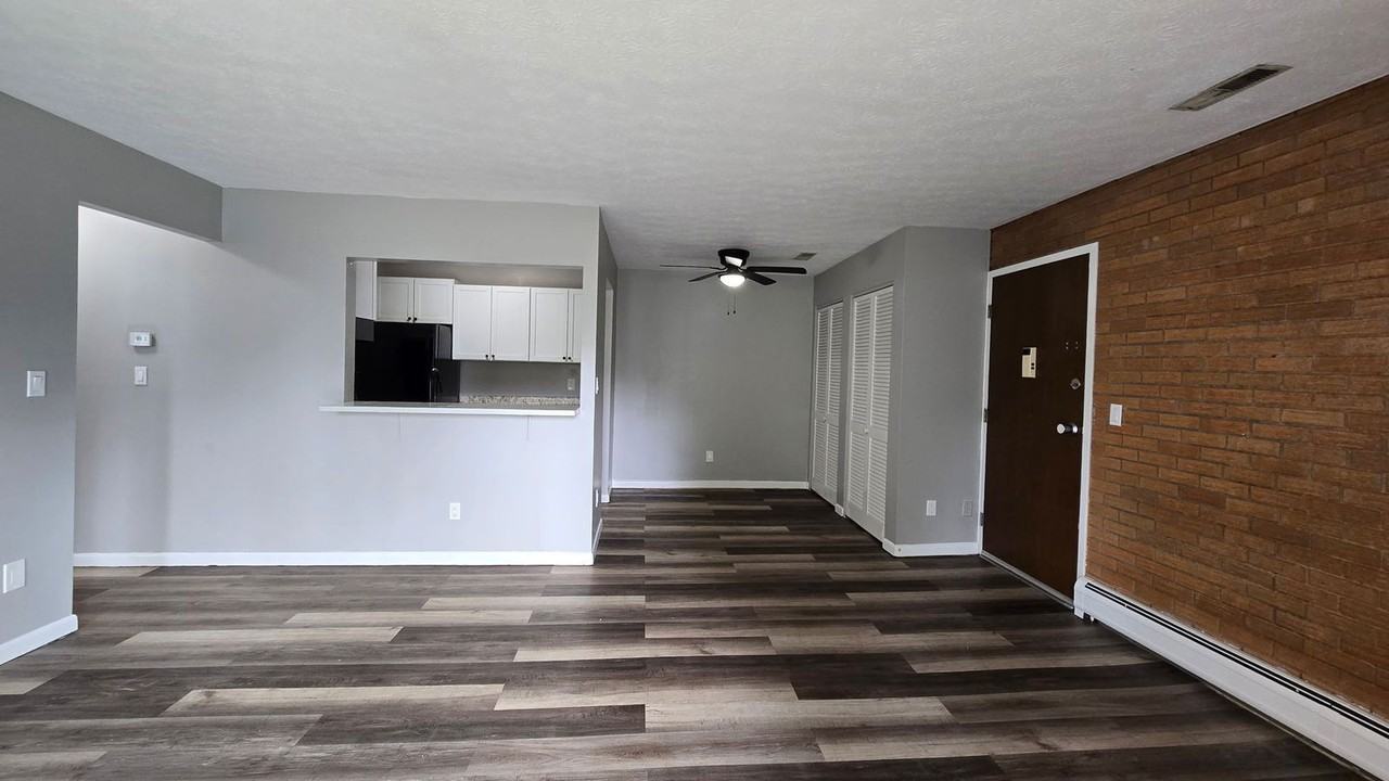 5910 Belmont Ave #8 - Photo 5 of 16