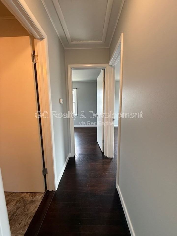 114 Martin Ave - Photo 6 of 17