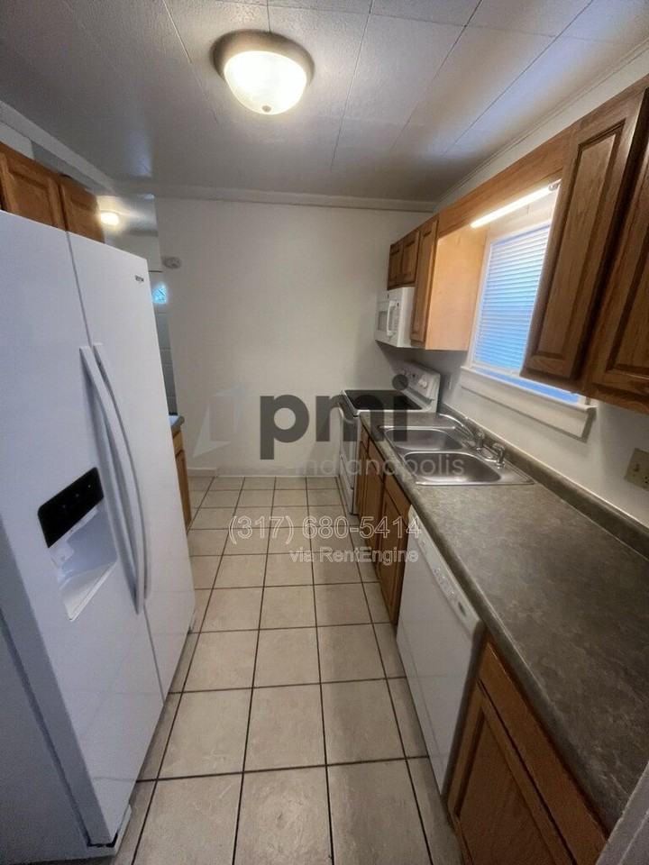 1425 W Washington St - Photo 6 of 50