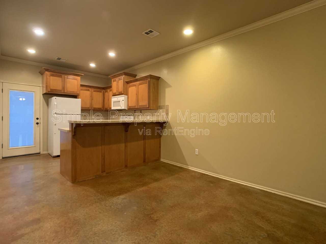 14870 Gilbert St #D - Photo 4 of 15