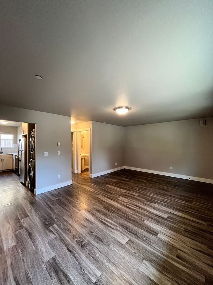 3614 Se 15th Ave - Photo 7 of 25