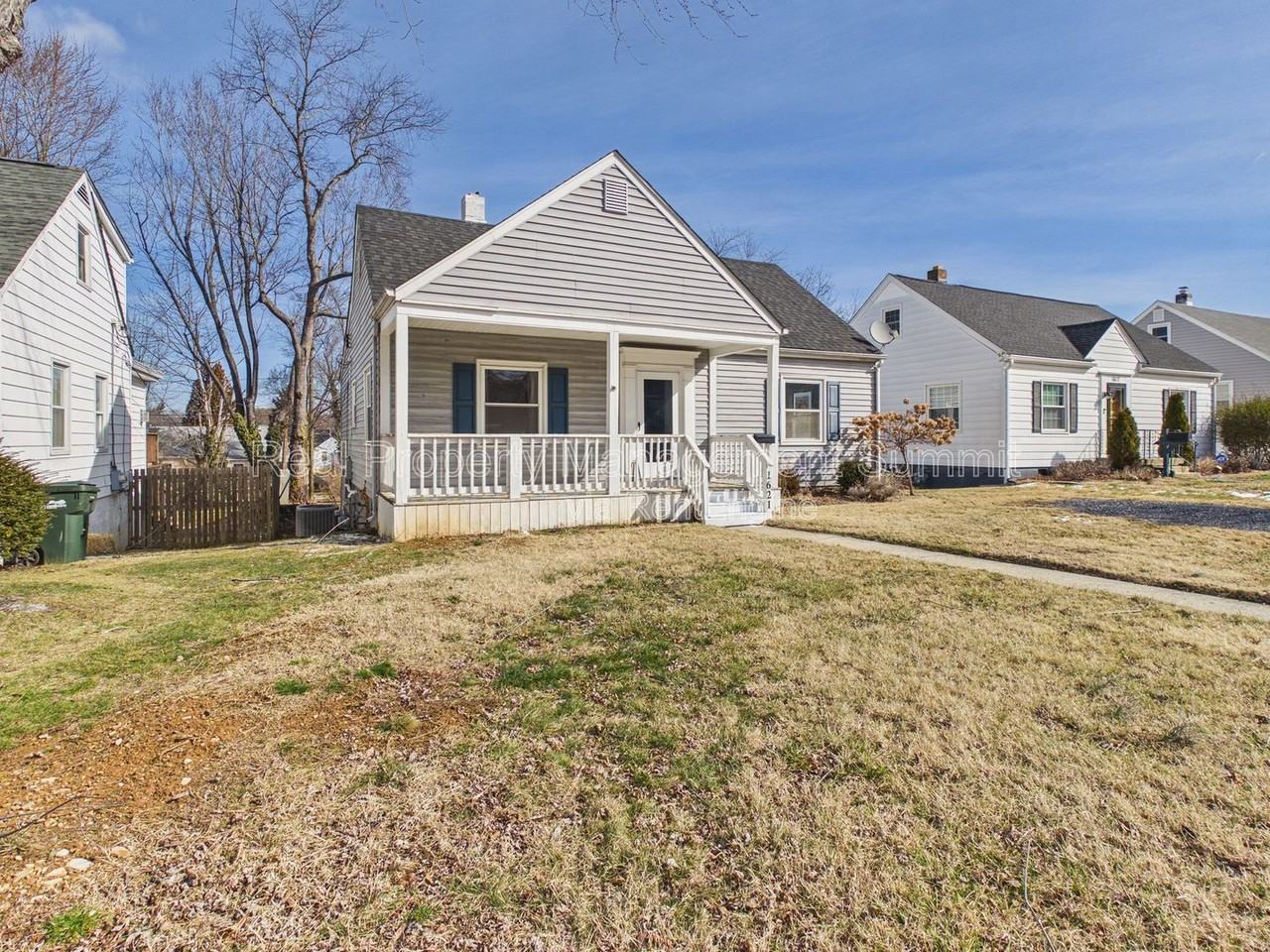 1621 Ohio St - Photo 2 of 22