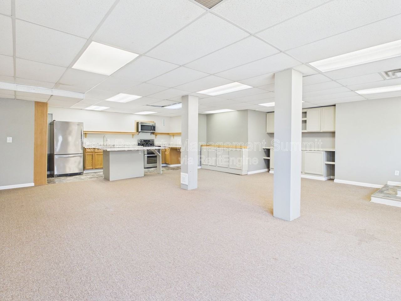 2501 N Augusta St #C - Photo 3 of 22