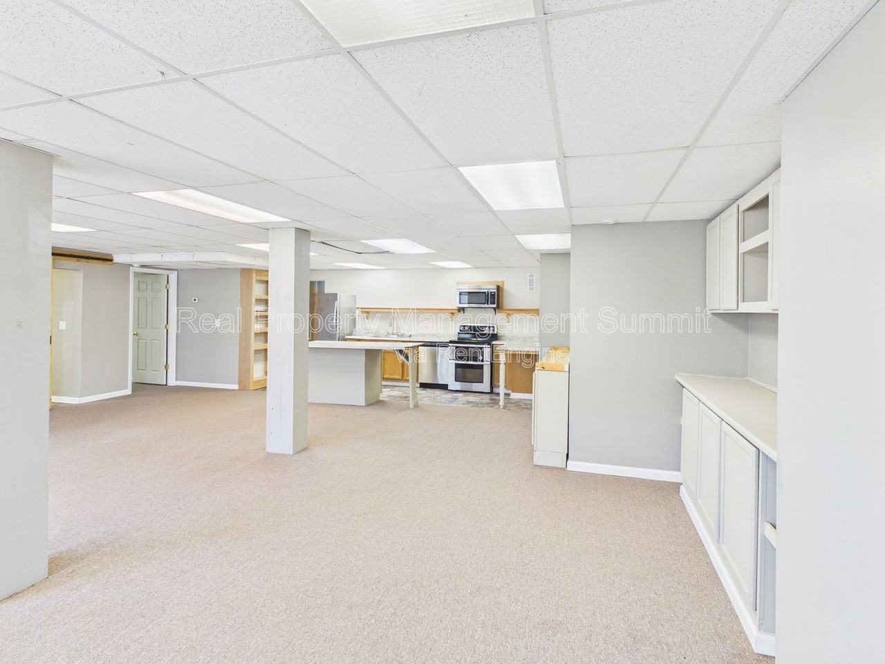 2501 N Augusta St #C - Photo 4 of 22