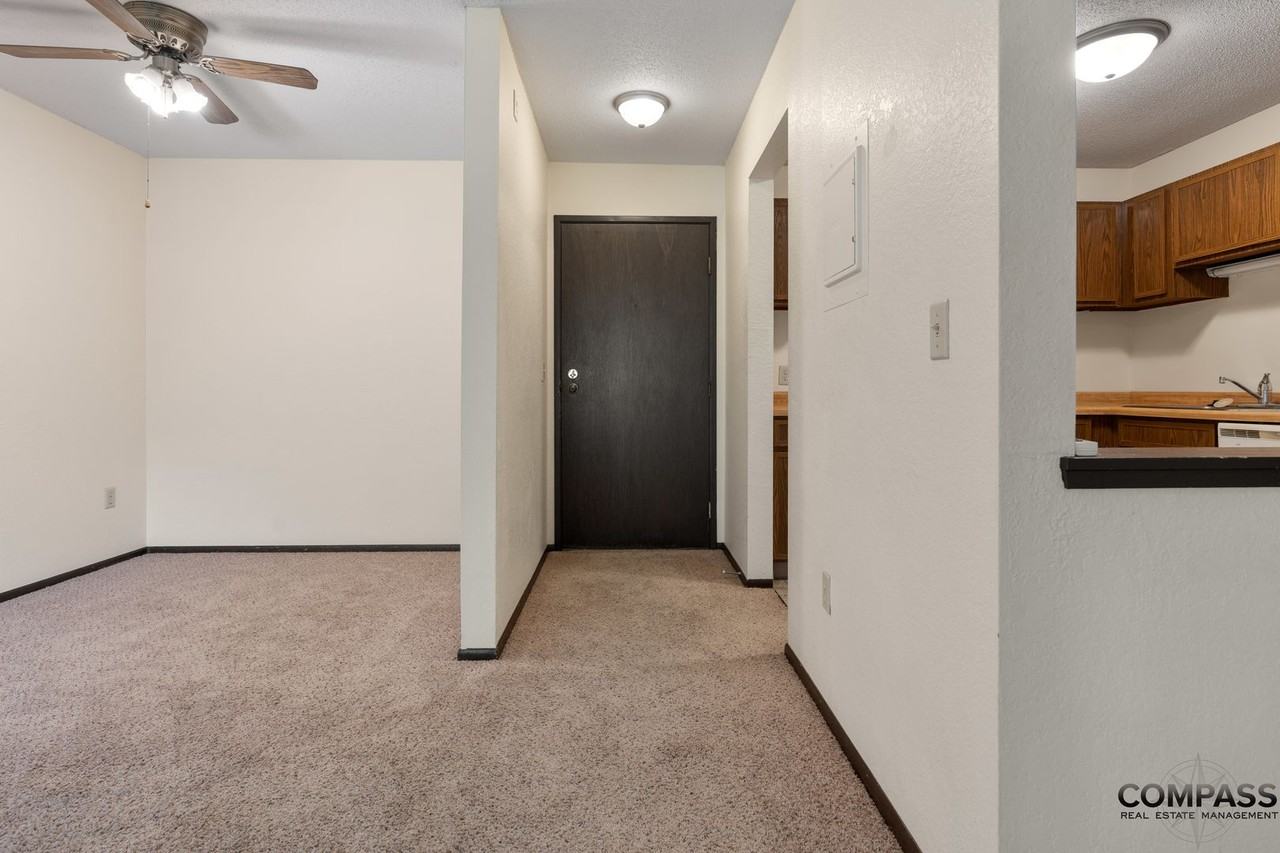 2214 - Westwinds Apartments - Photo 5 of 41