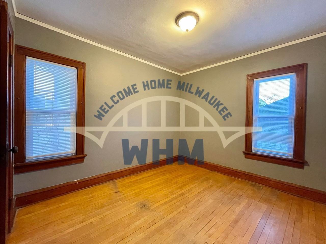 2722 N 48th St - Photo 3 of 7