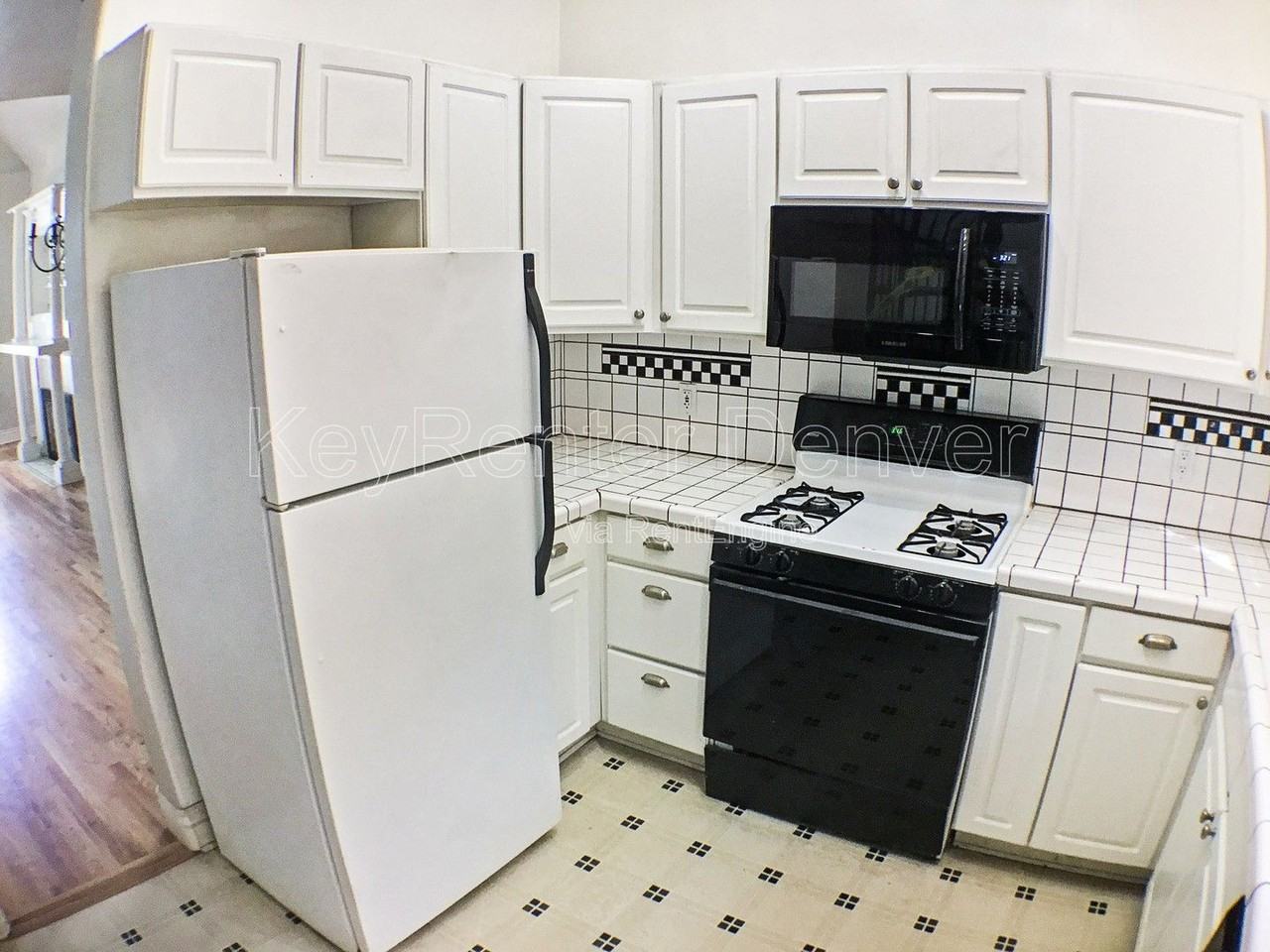 1032 E 24th Ave - Photo 6 of 22