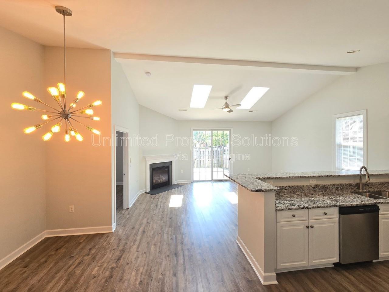 339 Monlandil Dr - Photo 6 of 28