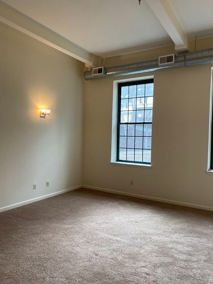 91 PHA - Photo 2 of 9