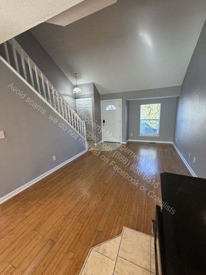 17998 E Bellewood Dr - Photo 5 of 21