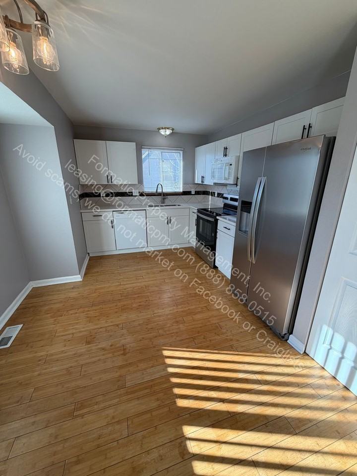 17998 E Bellewood Dr - Photo 7 of 21