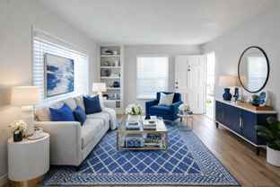 LB4490 - Photo 1 of 1