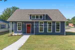 featured image of 101 E 11th St S