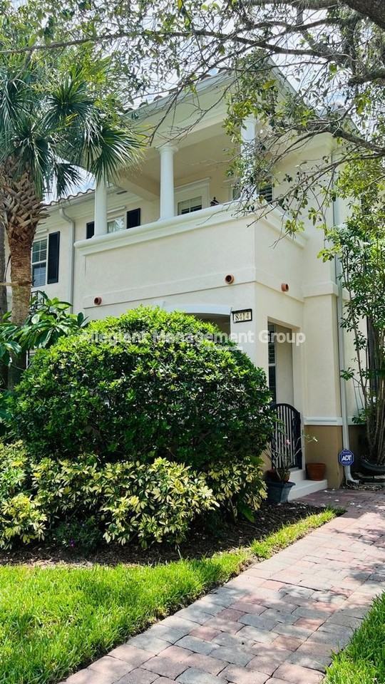 8414 Gilford Ln - Photo 2 of 30