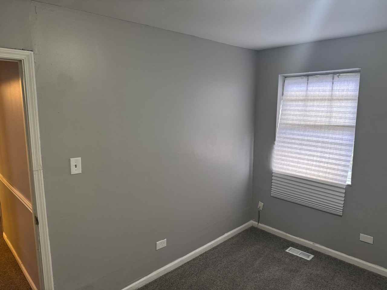 631 Andover St - Photo 4 of 8