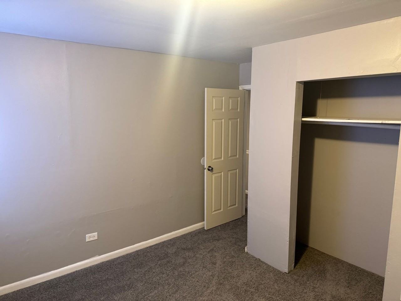 631 Andover St - Photo 5 of 8