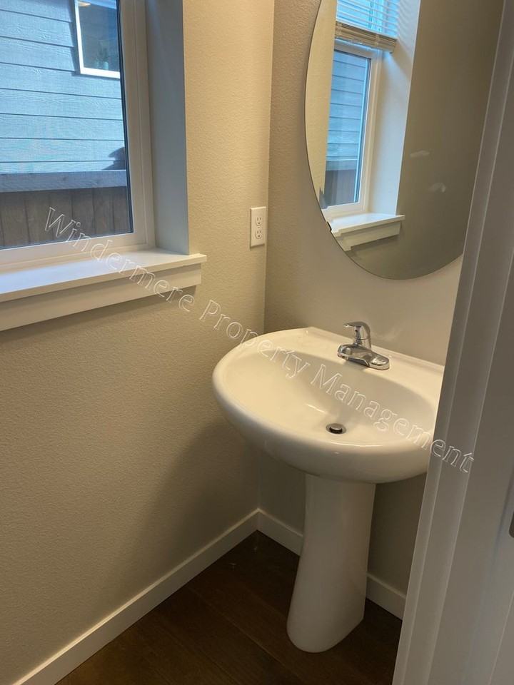 6565 Kayak Pl Nw - Photo 3 of 24