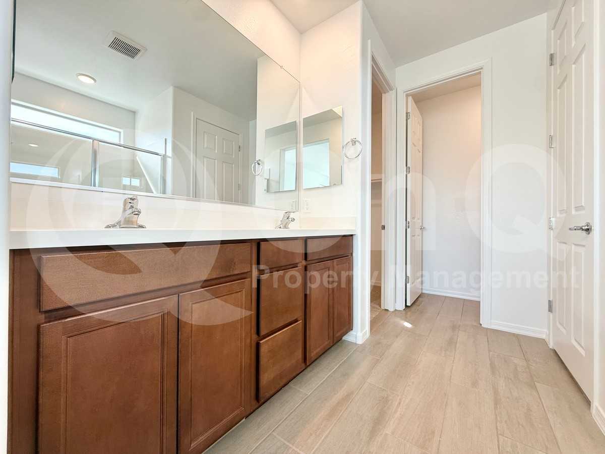 23081 E Diana Way - Photo 6 of 50