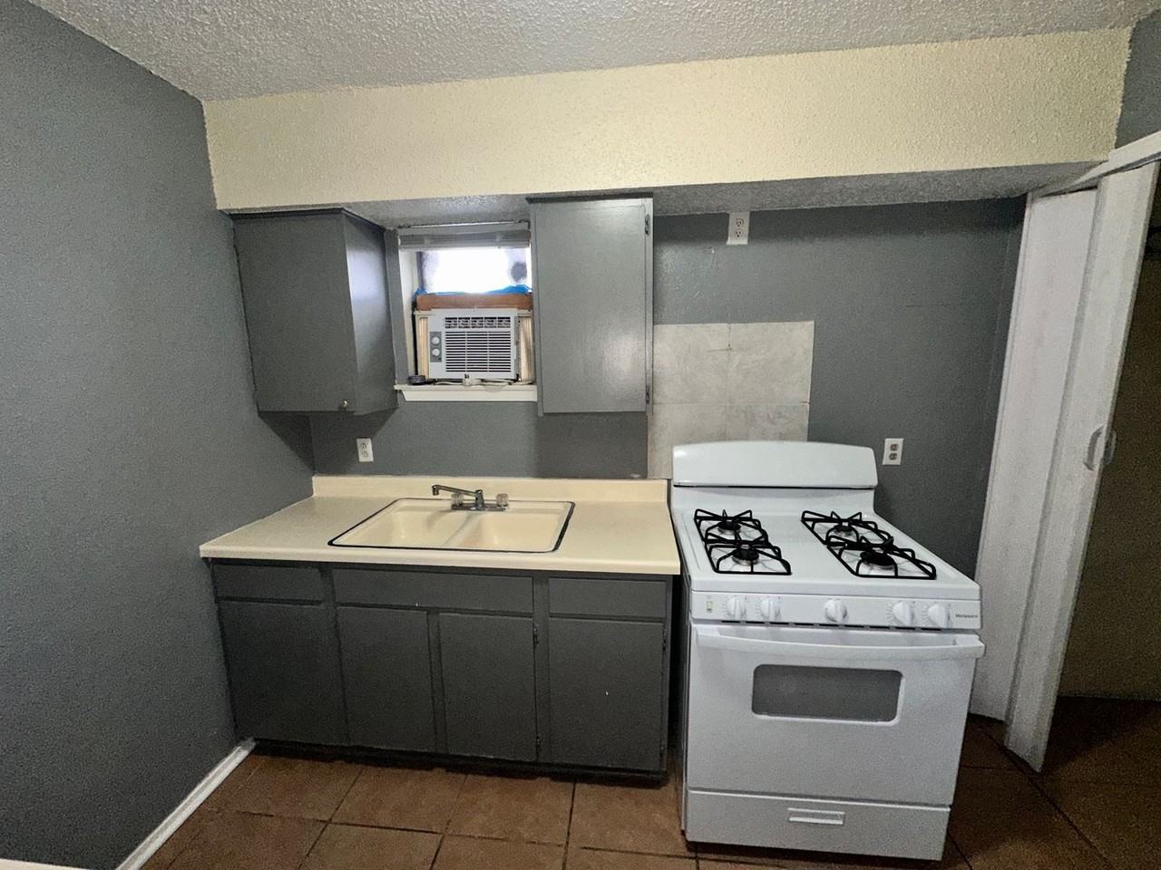 1601 1601 E. Central Texas Expressway - 210 A - Photo 3 of 4