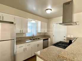 20 W Gettysburg Ave - Photo 1 of 1