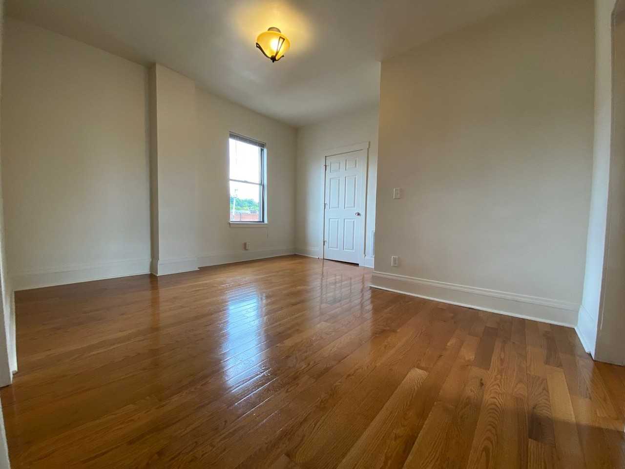 732fil - Photo 5 of 10