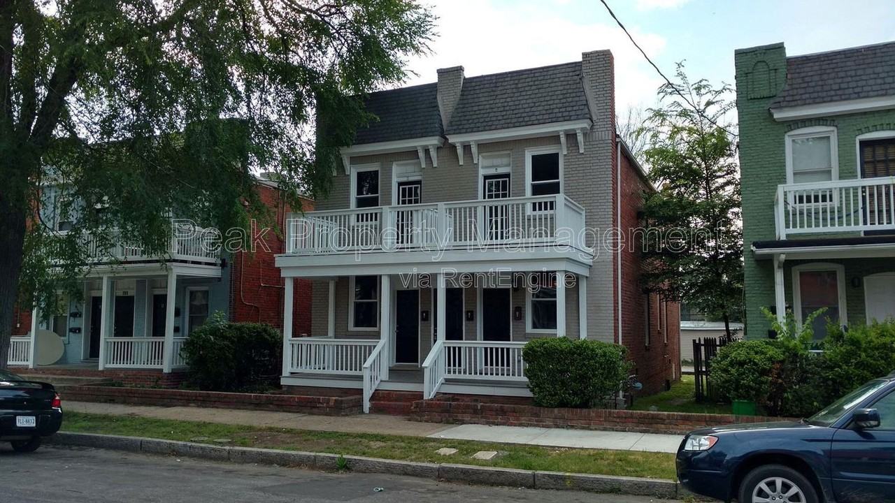 617 N 32nd St #C - Photo 3 of 3