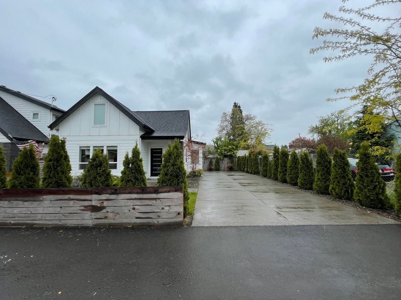 7686 Se Overland St - Photo 2 of 32