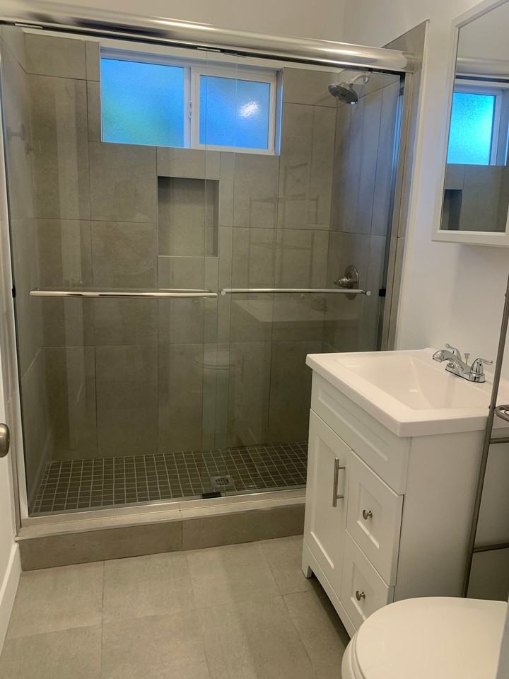 Hyperion - 1047 - Photo 6 of 8