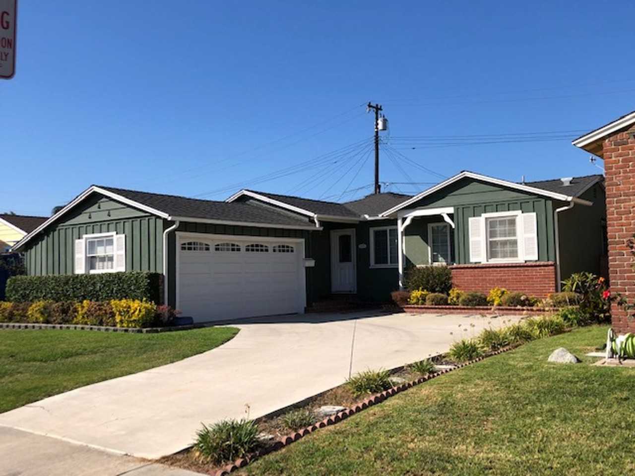 20935 Conradi Ave - Photo 2 of 39