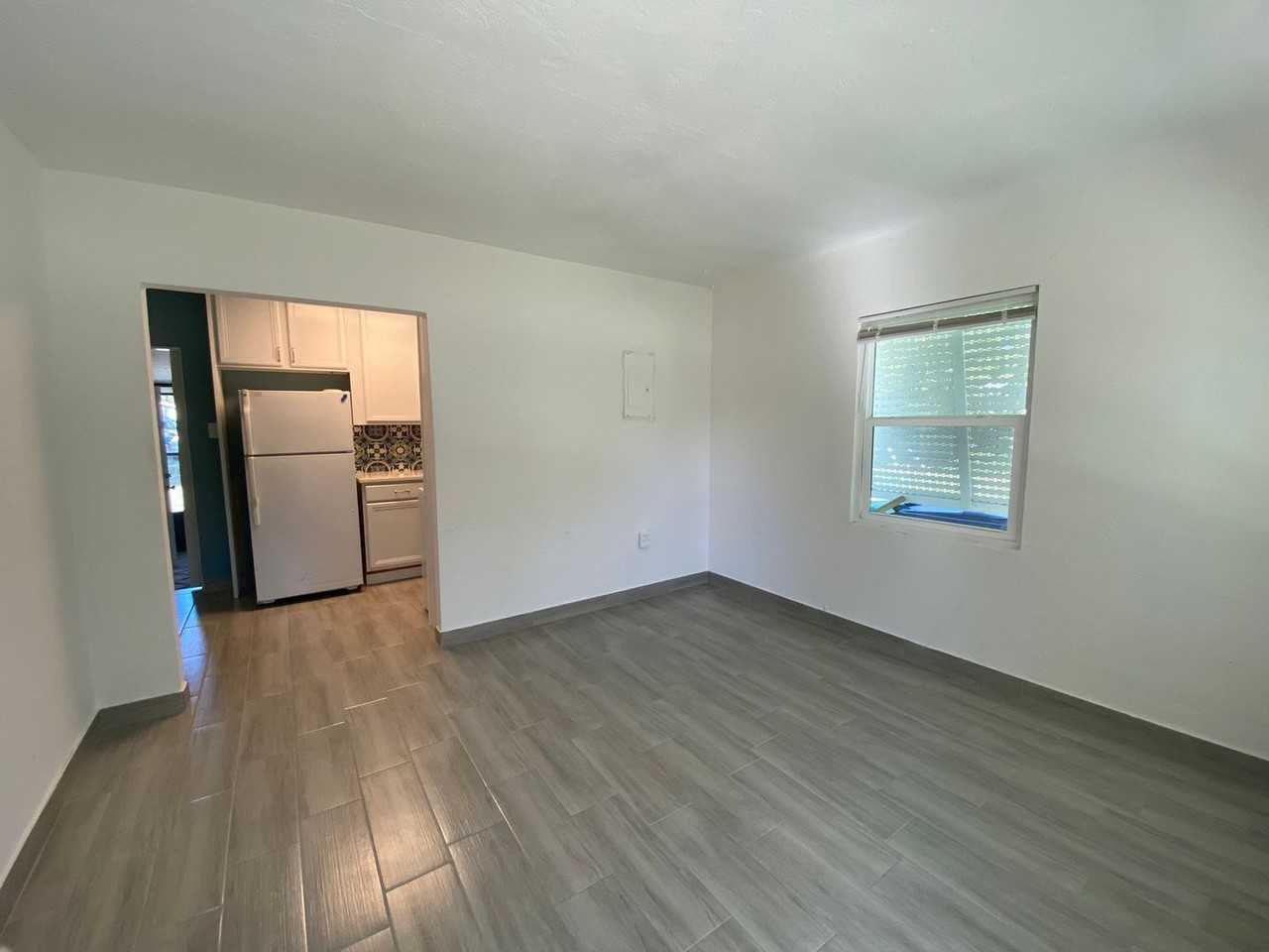 1512 N Chickasaw Trl - Photo 4 of 12